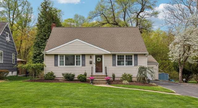 Photo of 105 Deerfield Rd, West Caldwell, NJ 07006