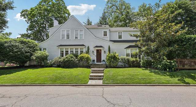 Photo of 490 Ackerman Ave, Ho Ho Kus, NJ 07423