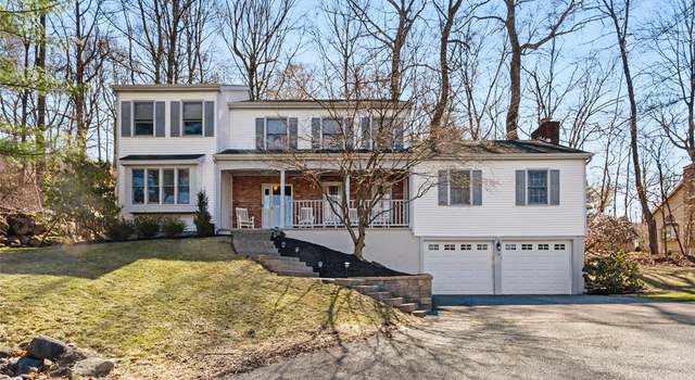 Photo of 28 Sandpiper Dr, Hackettstown, NJ 07840