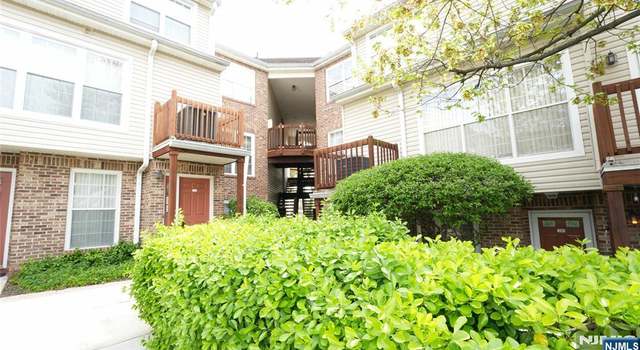 Photo of 336 Village Ct #3201, Fort Lee, NJ 07024