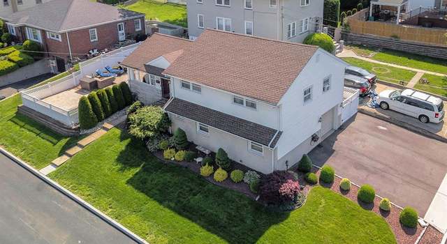 Photo of 136 12th St, Wood Ridge, NJ 07075