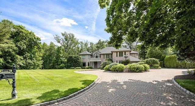 Photo of 168 Vaccaro Dr, Cresskill, NJ 07626