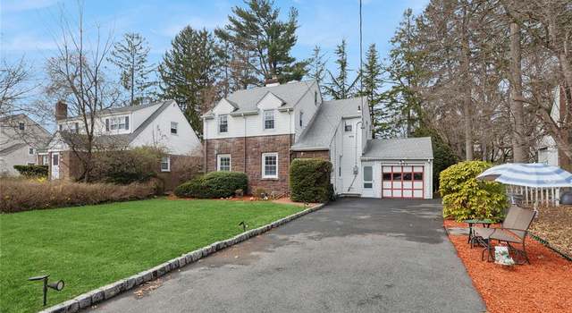 Photo of 1372 River Rd, Teaneck, NJ 07666