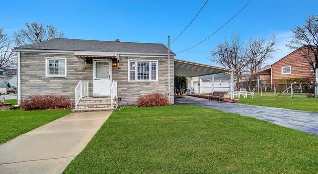 Photo of 4 Roosevelt Ave, Totowa, NJ 07512