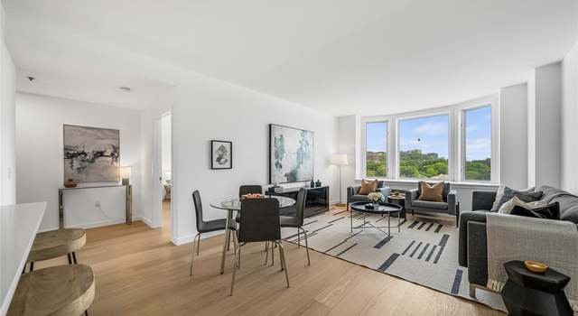 Photo of 3116 City Pl, Edgewater, NJ 07020