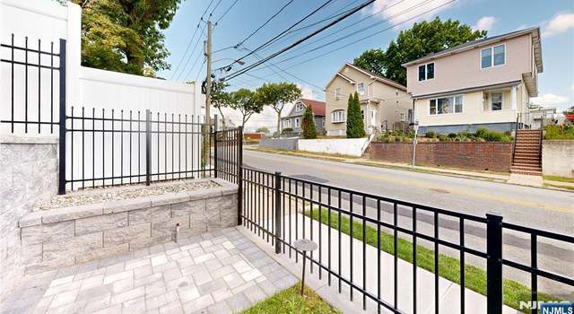 Photo of 376 5th Ave, Paterson, NJ 07514