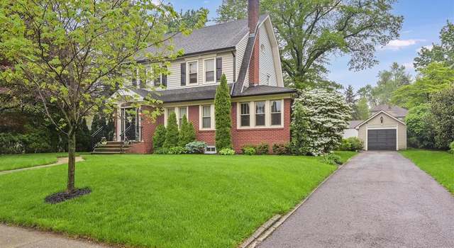 Photo of 18 Warren Pl, Glen Rock, NJ 07452