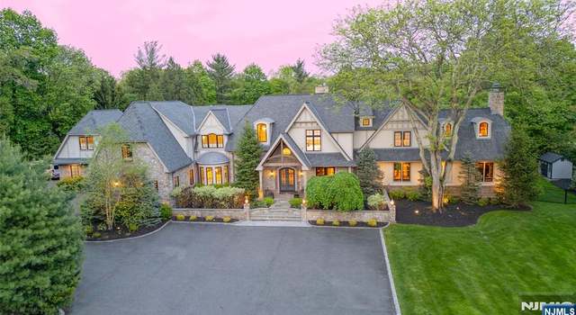 Photo of 146 Chestnut Ridge Rd, Saddle River, NJ 07458