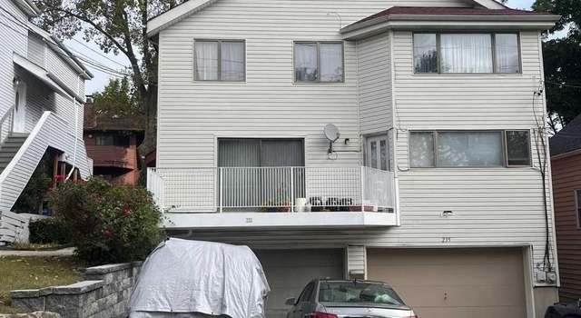 Photo of 233 Myrtle Ave, Fort Lee, NJ 07024