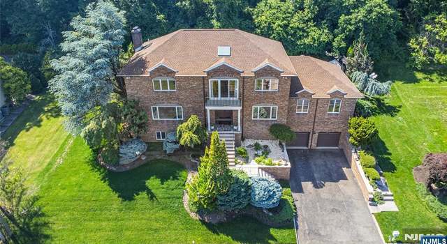Photo of 44 Columbus Ave, Totowa, NJ 07512