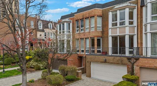 Photo of 55 Victoria Pl #55, Fort Lee, NJ 07024