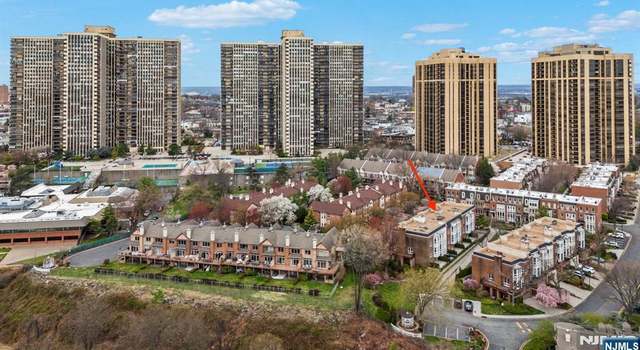 Photo of 55 Victoria Pl #55, Fort Lee, NJ 07024
