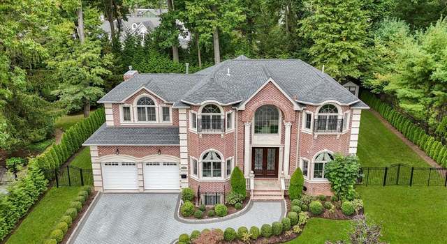 Photo of 21 Glenwood Rd, Tenafly, NJ 07670