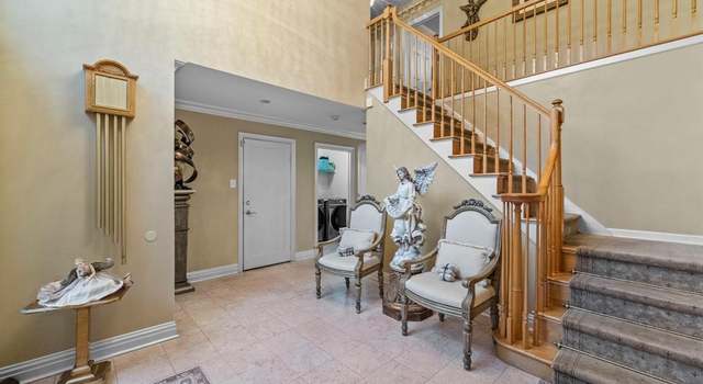 Photo of 162 Split Rock Rd, Paramus, NJ 07652