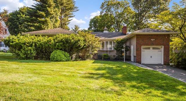 Photo of 93 Nottingham Rd, Ramsey, NJ 07446