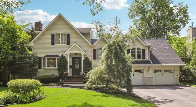 Photo of 15 Spruce Pl, Ho Ho Kus, NJ 07432