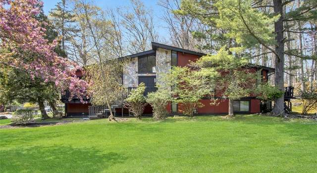 Photo of 301 Hanna Rd, River Vale, NJ 07675