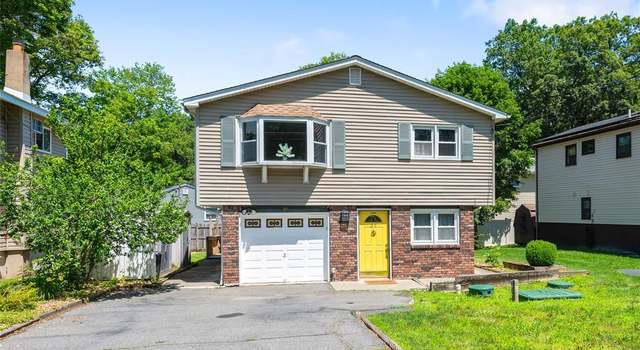 Photo of 30 Acorn St, Stanhope, NJ 07874