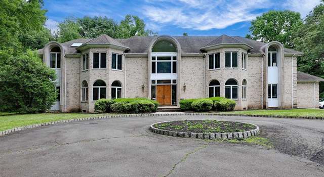 Photo of 54 Woodcliff Lake Rd, Saddle River, NJ 07458