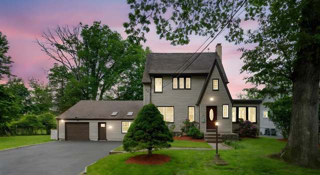 Photo of 41 Oakland Ave, Westwood, NJ 07675