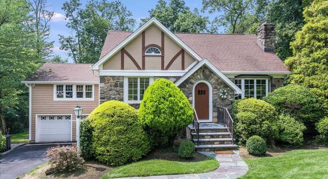 Photo of 17 Elmwood Ter, Wayne, NJ 07470