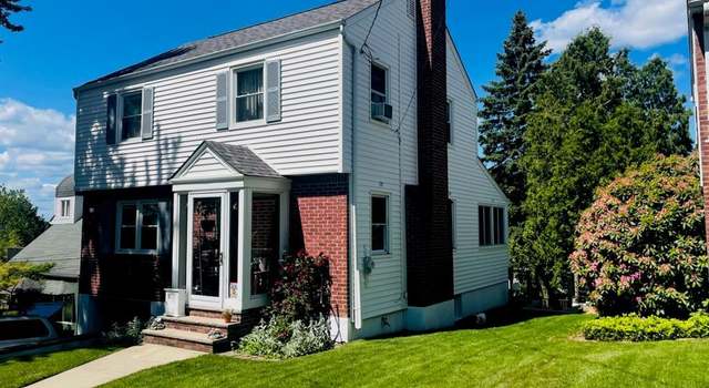 Photo of 129 Chestnut St, Leonia, NJ 07605
