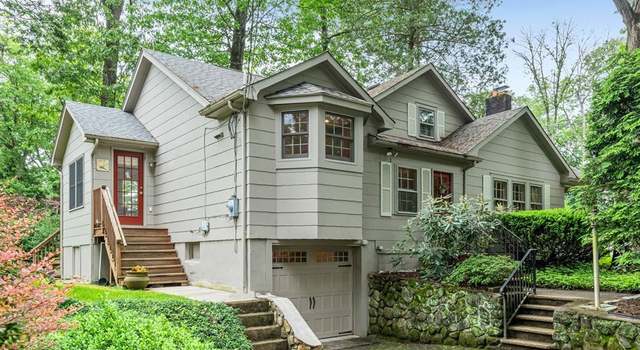 Photo of 498 Pines Lake Dr, Wayne, NJ 07470
