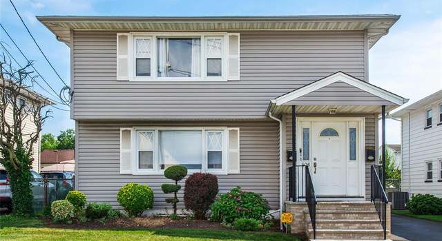 Photo of 406 Sylvan St, Saddle Brook, NJ 07663