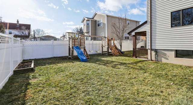 Photo of 528 Weart Ave, Lyndhurst, NJ 07071