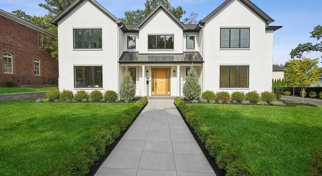 Photo of 30 Priscilla Ln, Englewood Cliffs, NJ 07632