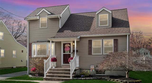 Photo of 221 Colfax Ave, Pompton Lakes, NJ 07442