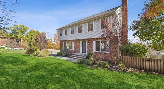 Photo of 104 Metro Vista Dr, Hawthorne, NJ 07506