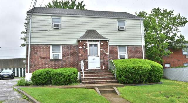 Photo of 8 Charles Ct, Lodi, NJ 07644