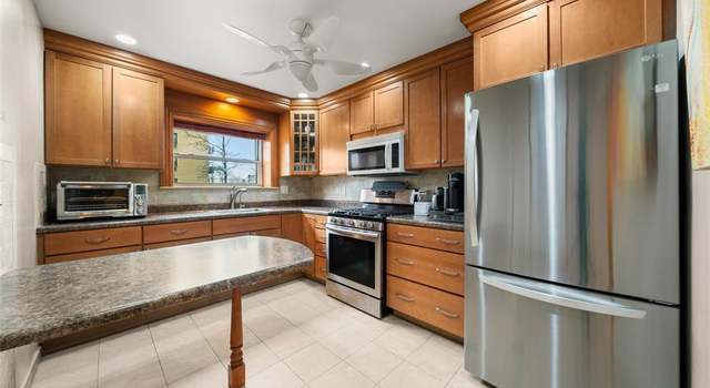 Photo of 2430 8th St Unit 2B, Fort Lee, NJ 07024