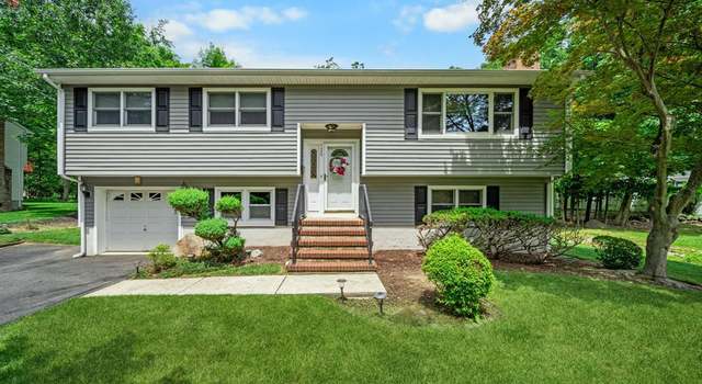 Photo of 120 Colony Ave, Park Ridge, NJ 07656