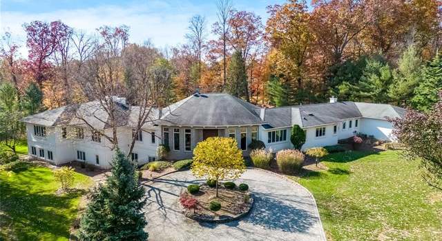 Photo of 50 Rolling Ridge Rd, Upper Saddle River, NJ 07458