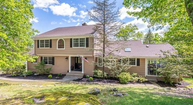 Photo of 756 Ridge Road Ter, Kinnelon, NJ 07405