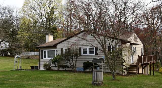 Photo of 8 Fawn Lake Rd, Hardyston, NJ 07460