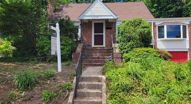 Photo of 17 Danna Way, Saddle Brook, NJ 07663