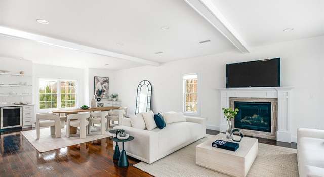 Photo of 2 Bona Ct, Park Ridge, NJ 07656