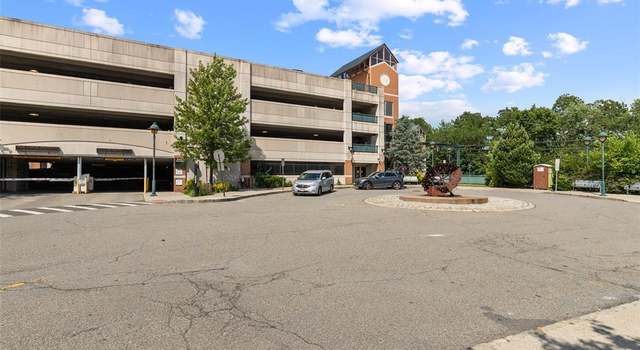 Photo of 24 Elm St Unit 2B, Montclair, NJ 07042