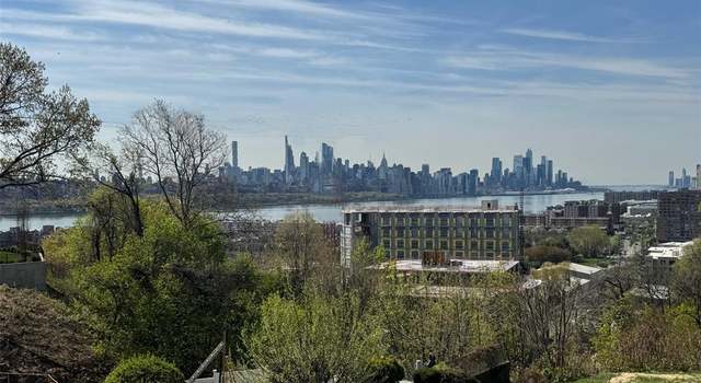 Photo of 27 Overlook Ave, Cliffside Park, NJ 07010