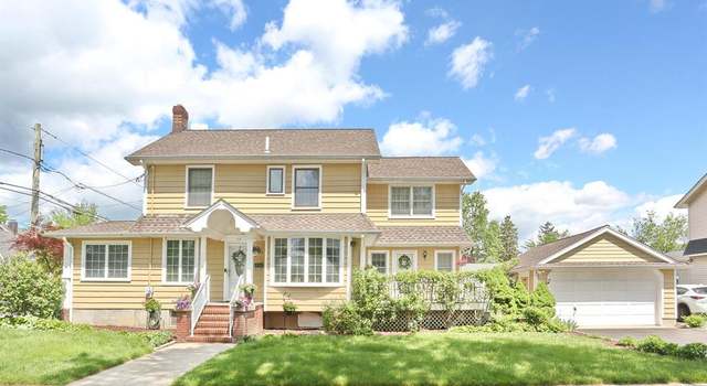 Photo of 98 Mckinley Ave, Hawthorne, NJ 07506