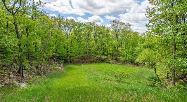 Photo of 39 Crown View Ct, Sparta, NJ 07871