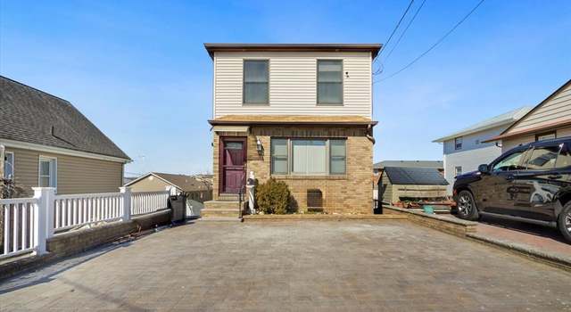 Photo of 7 Franklin Pl, East Rutherford, NJ 07073