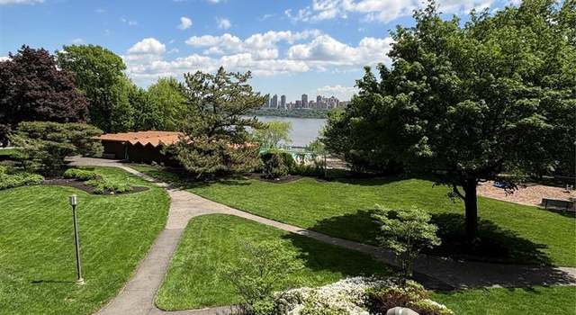 Photo of 2 Horizon Rd Unit g9, Fort Lee, NJ 07024