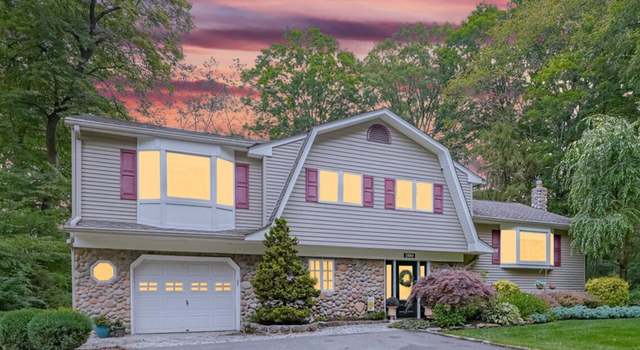 Photo of 10 Joseph Ln, Ringwood, NJ 07456