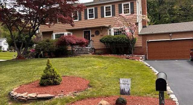 Photo of 714 Tulip Pl, River Vale, NJ 07675