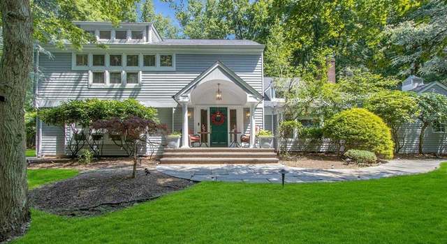 Photo of 52 Cheryll Ln, Old Tappan, NJ 07675