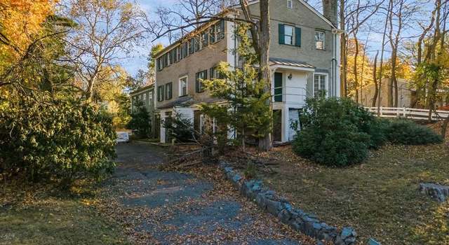Photo of 320 Runnymede Rd, Essex Fells, NJ 07021